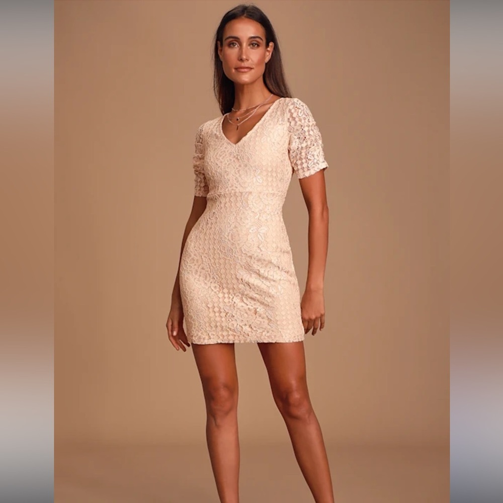 NWT Lulus Tatianna Blush Pink Lace Short Sleeve Mini Dress wedding guest girly